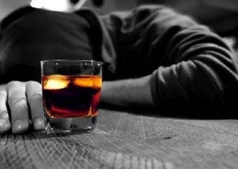 Morte causada por embriaguez da segurada não afasta indenização do seguro de vida