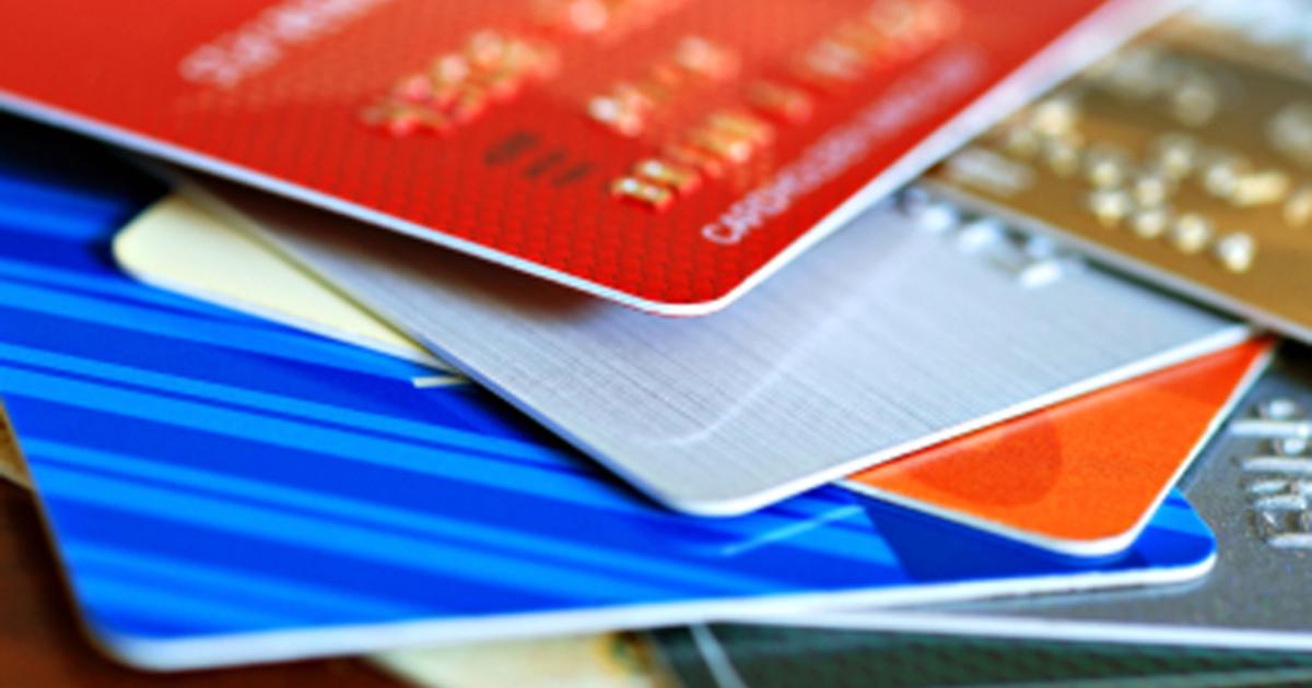 Taxa de administração dos cartões de crédito e débito é sujeita à incidência do PIS/COFINS