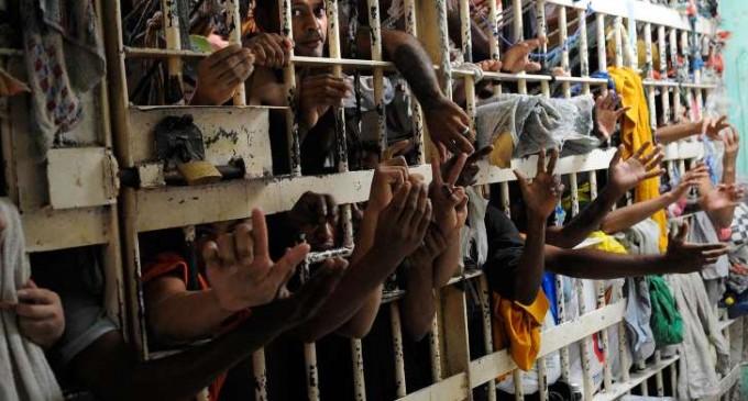 Com 726 mil presos, Brasil tem terceira maior população carcerária do mundo