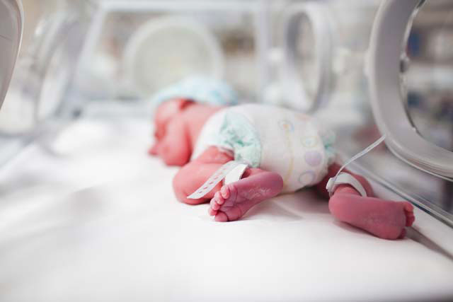 Juizados: salário-maternidade poderá ser prorrogado em caso de parto prematuro